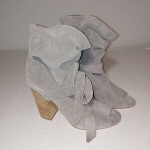 Nine West Ronia Suede Slouchy Peep Toe Ankle Tie up Booties Size 7.5 Grey